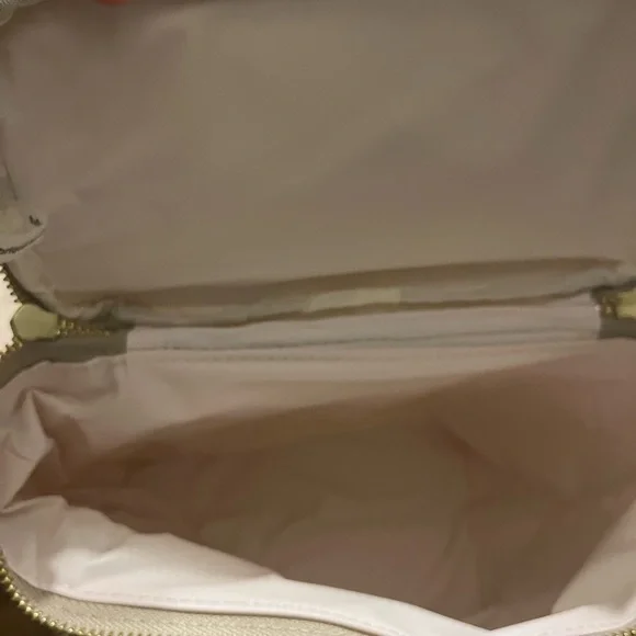 NWOT Kate Spade Cream and Black Polka Dot Lunch insulated Bag - Picture 6 of 6